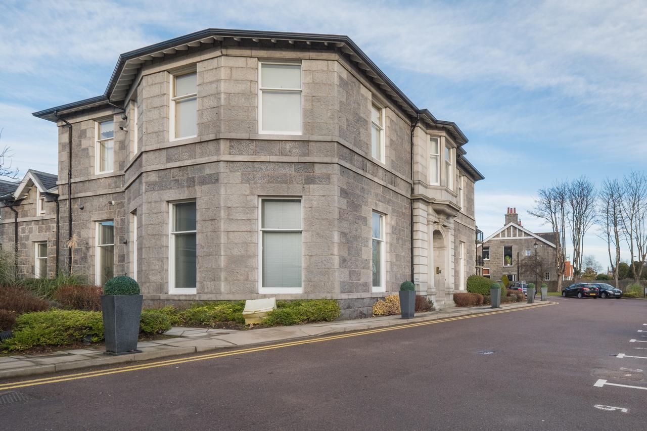 Marks At The Manor Luxury Riverside Apartments - Sleeps Up To 4, With Parking And Sky Tv Aberdeen Exteriör bild