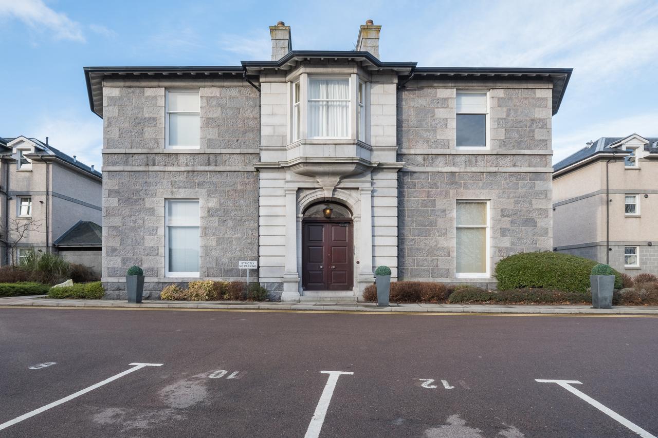 Marks At The Manor Luxury Riverside Apartments - Sleeps Up To 4, With Parking And Sky Tv Aberdeen Exteriör bild