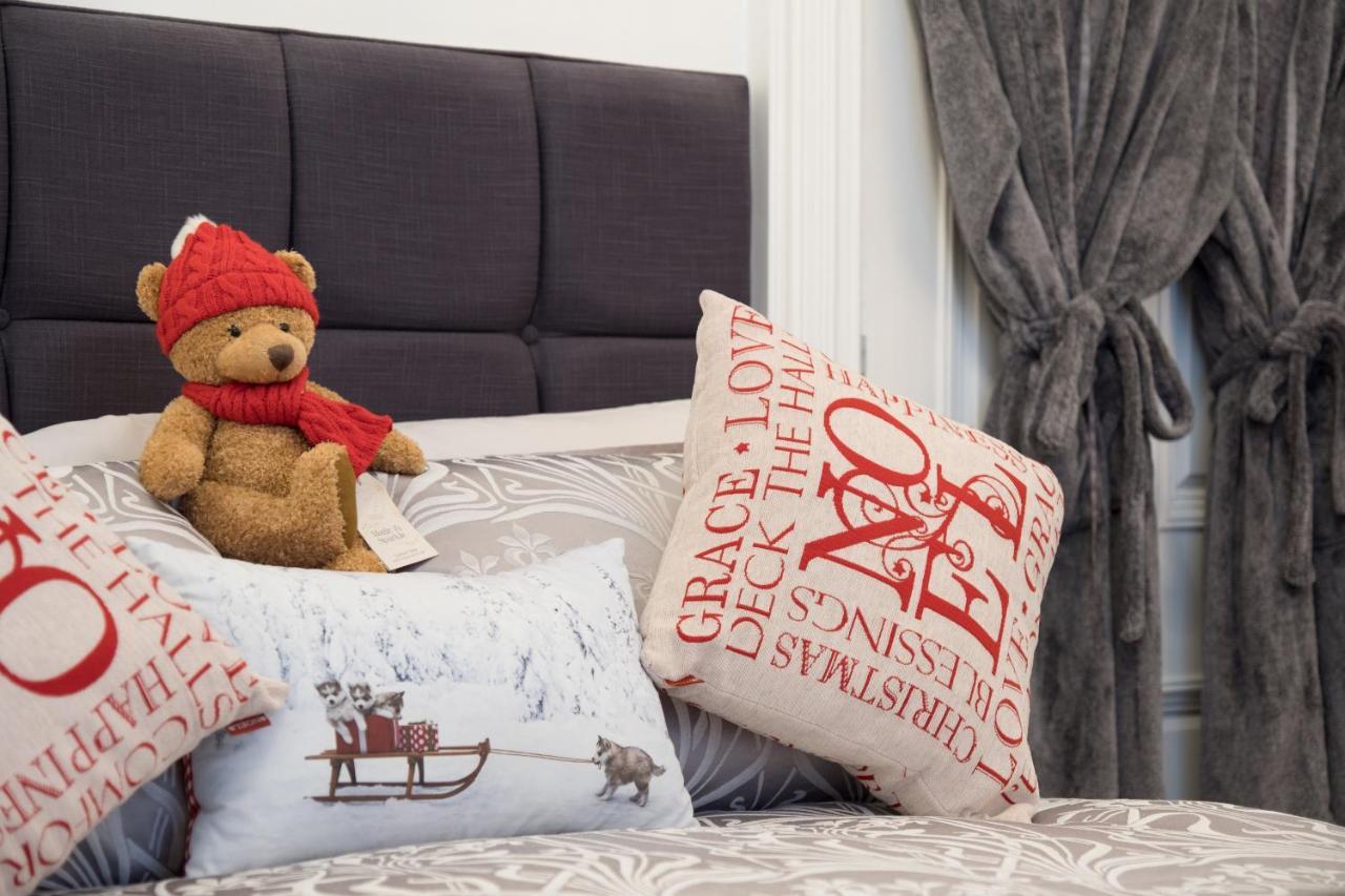Marks At The Manor Luxury Riverside Apartments - Sleeps Up To 4, With Parking And Sky Tv Aberdeen Exteriör bild