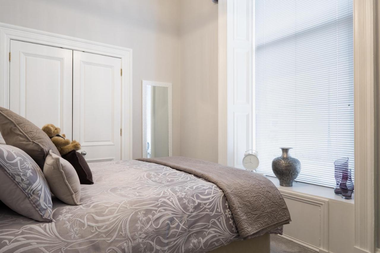 Marks At The Manor Luxury Riverside Apartments - Sleeps Up To 4, With Parking And Sky Tv Aberdeen Exteriör bild