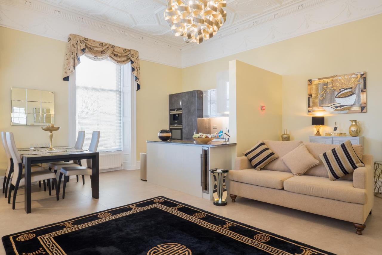 Marks At The Manor Luxury Riverside Apartments - Sleeps Up To 4, With Parking And Sky Tv Aberdeen Exteriör bild